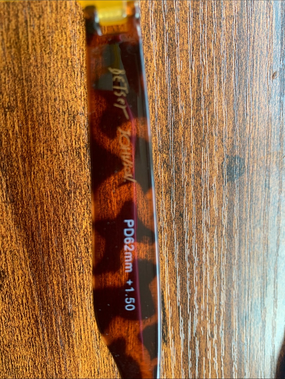 Betsey Johnson Yellow Frame Glasses with Tortoiseshell Arms 1.5 - Picture 3 of 6